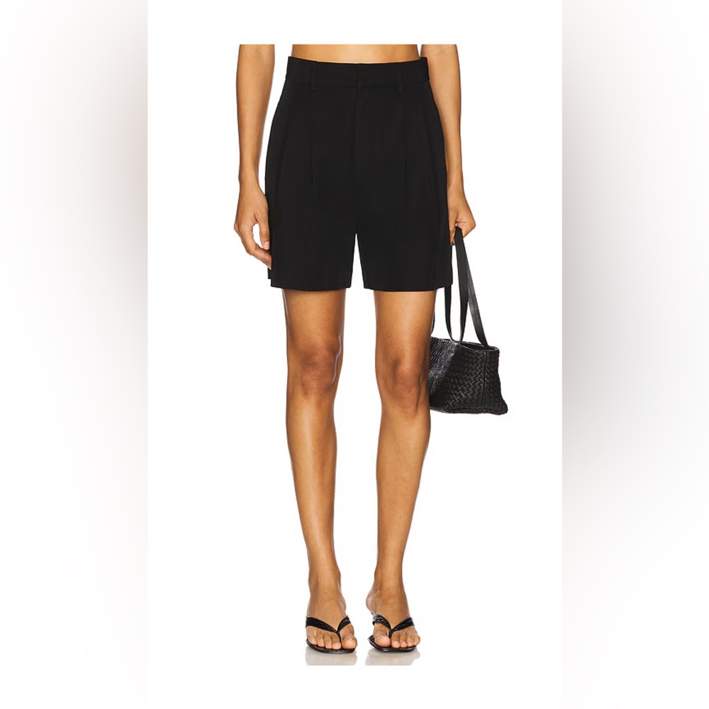Elodie the Label Daniella Shorts in Black, XS